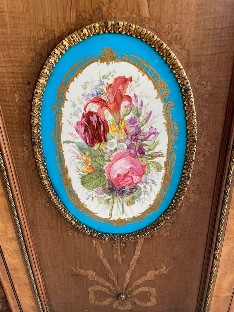 Magnificent Exhibition Quality Antique Extra Large Satinwood Inlaid and Ormolu Mounted Credenza/Sideboard - Image 9